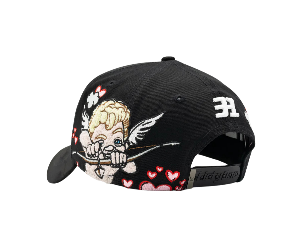 31 Hats - LA Clouds In Love