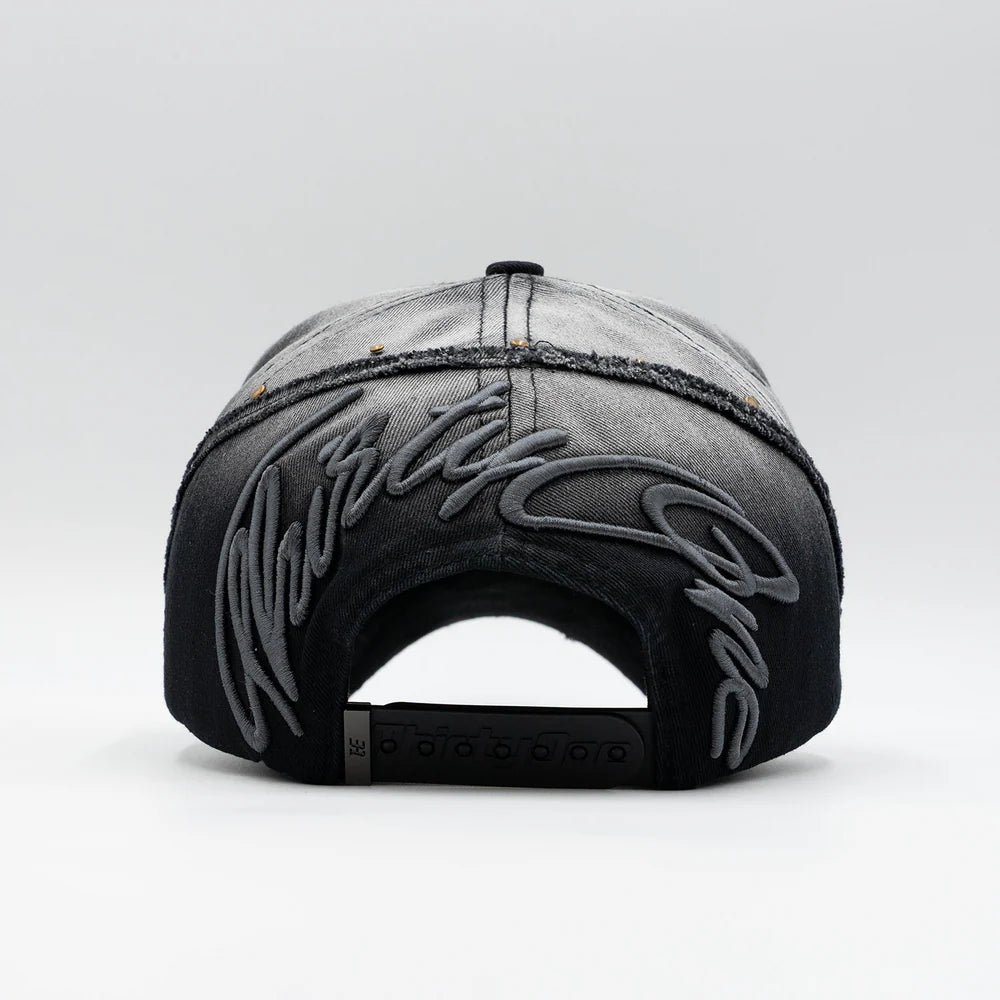 31 HATS - FADE TO BLACK